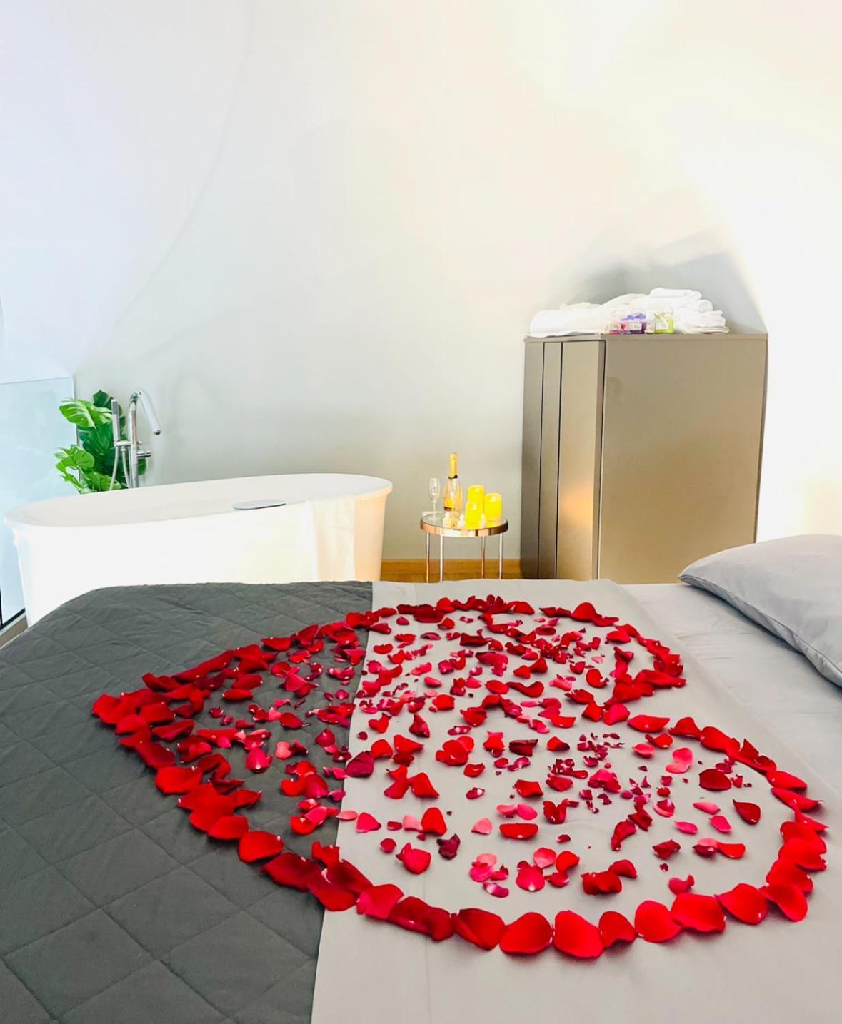 Jacuzzi Luxury Apartment In The Town Centre Turin Exterior foto